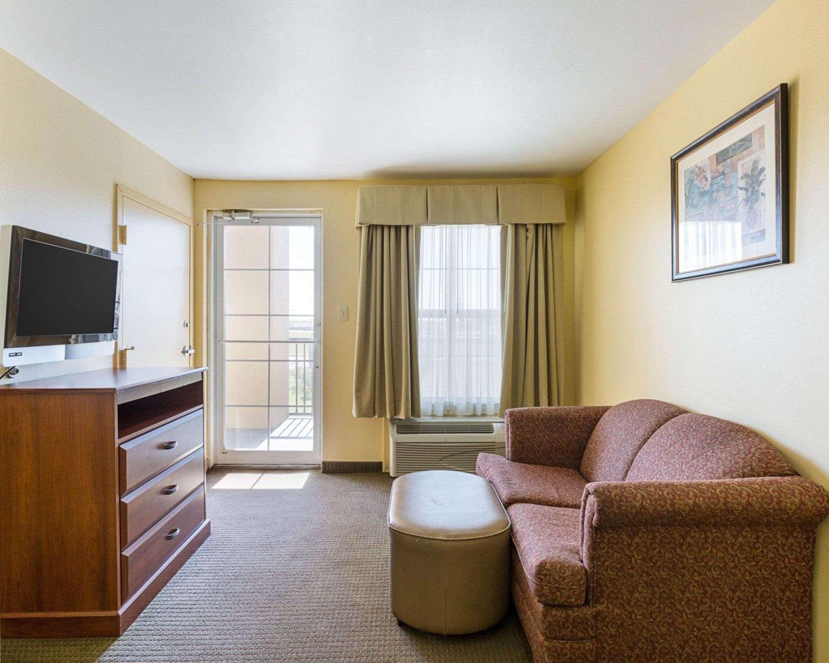Mainstay Suites Port Arthur - Beaumont South Exterior photo
