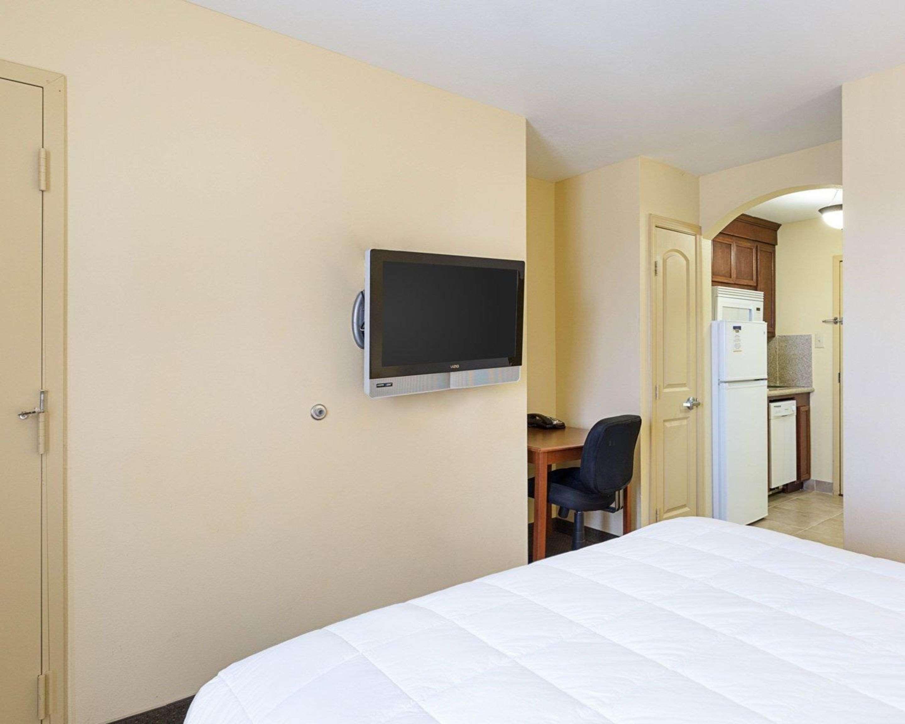 Mainstay Suites Port Arthur - Beaumont South Exterior photo